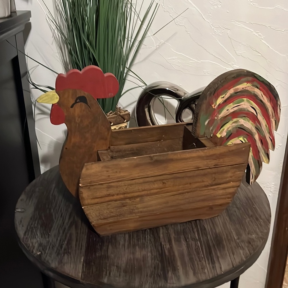 Large rooster box